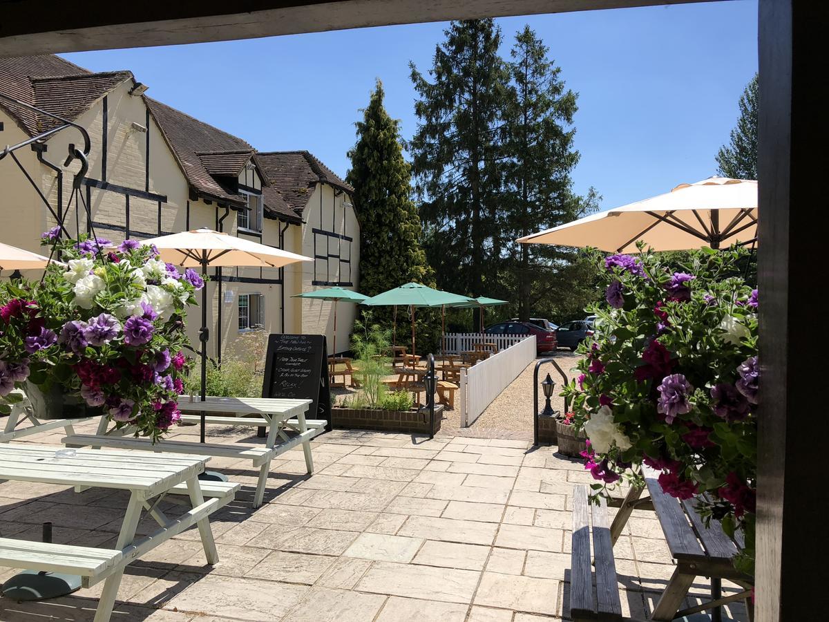 The New Inn Heckfield Eksteriør bilde